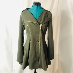 ACTIVE USA • flare active jacket • M • NWT